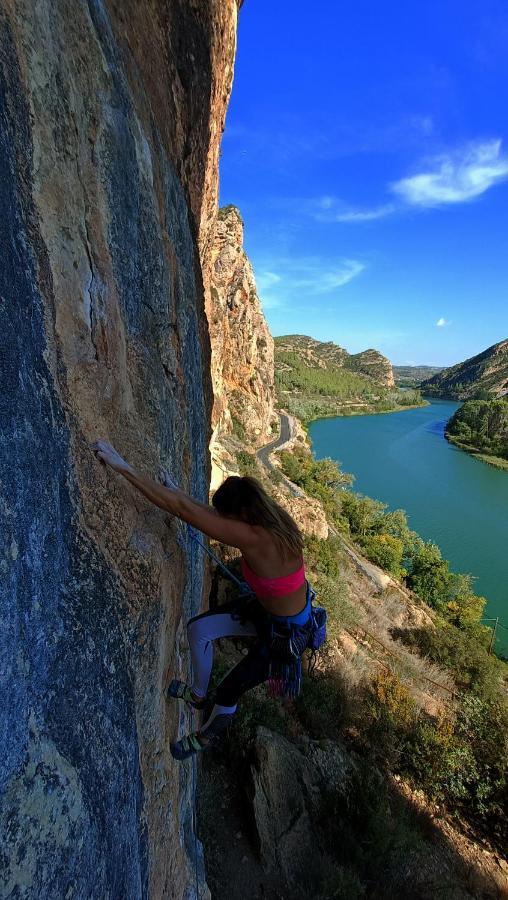 Cal Perico, Tourist And Climbing Apartament Camarasa Extérieur photo